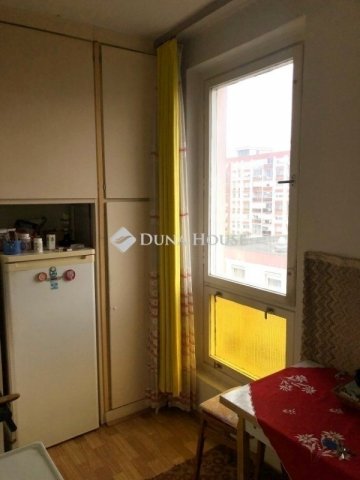 Eladó panellakás, Pécsett 39.9 M Ft, 2 szobás