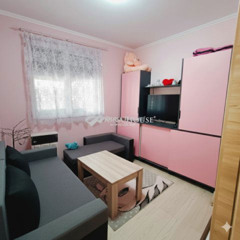 Eladó téglalakás, Kecskeméten 50 M Ft, 3 szobás