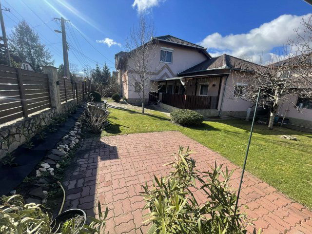 Eladó családi ház, Dunakeszin 229 M Ft, 6 szobás