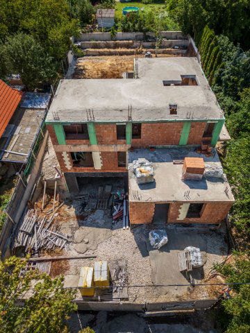 Eladó családi ház, Solymáron, Fecske utcában 149 M Ft, 7 szobás