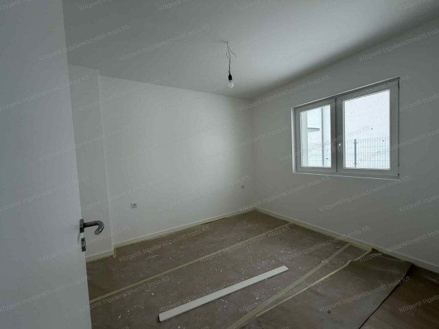 Eladó családi ház, Siófokon 159.9 M Ft, 5 szobás