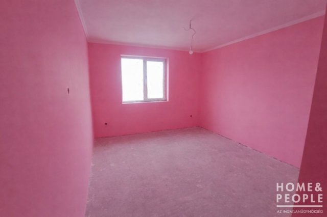 Eladó családi ház, Makón 19.99 M Ft, 2 szobás