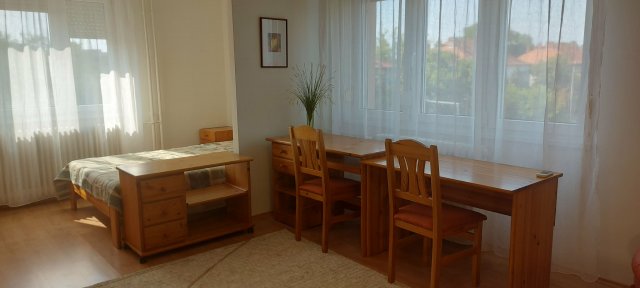 Kiadó téglalakás, albérlet, Debrecenben 220 E Ft / hó, 2 szobás