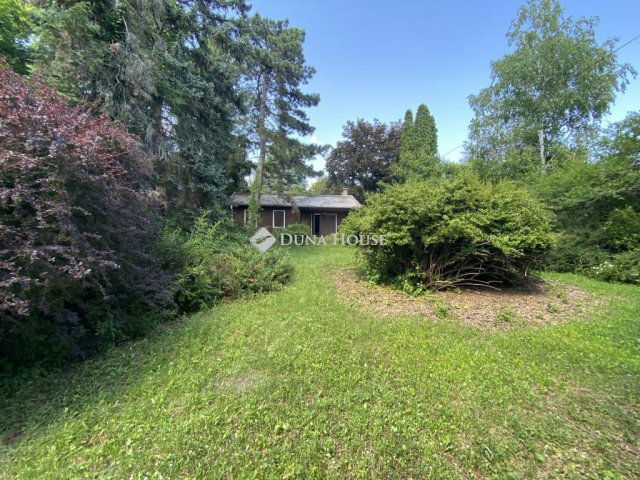 Eladó családi ház, Szentendrén 85 M Ft, 1+2 szobás