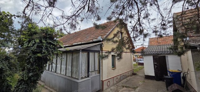 Eladó családi ház, Kecskeméten 38.9 M Ft, 2 szobás