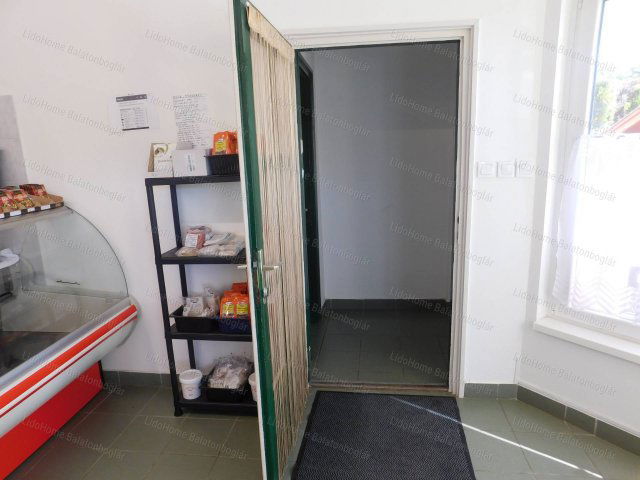 Eladó üzlethelyiség, Lengyeltótiban 17 M Ft, 3 szobás