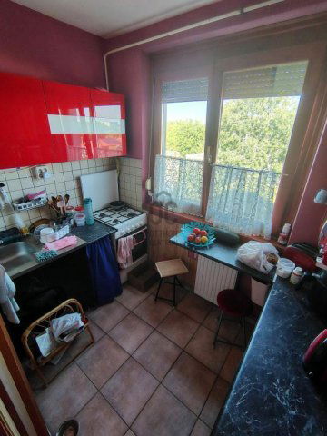 Eladó panellakás, Cegléden 33.9 M Ft, 1 szobás