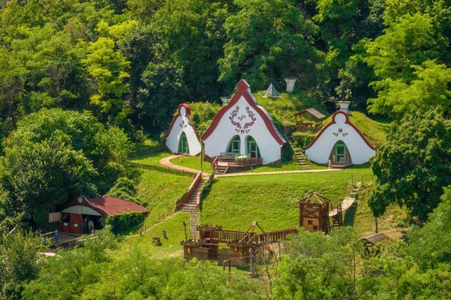 Eladó családi ház, Balatonendréden 160 M Ft, 3 szobás