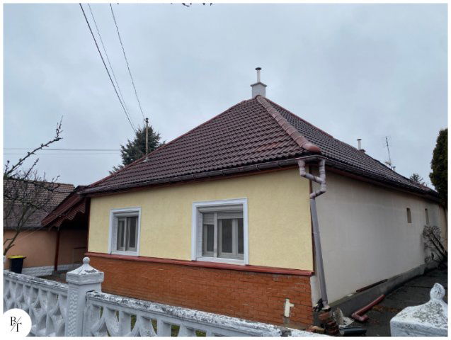 Eladó családi ház, Gödöllőn, Attila utcában 79.9 M Ft