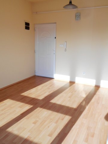 Kiadó téglalakás, albérlet, Nyíregyházán 130 E Ft / hó