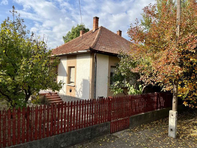 Eladó családi ház, Jászalsószentgyörgyon 14.9 M Ft, 3 szobás