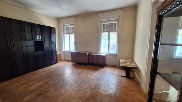 Eladó téglalakás, Győrött 59.9 M Ft, 2+1 szobás