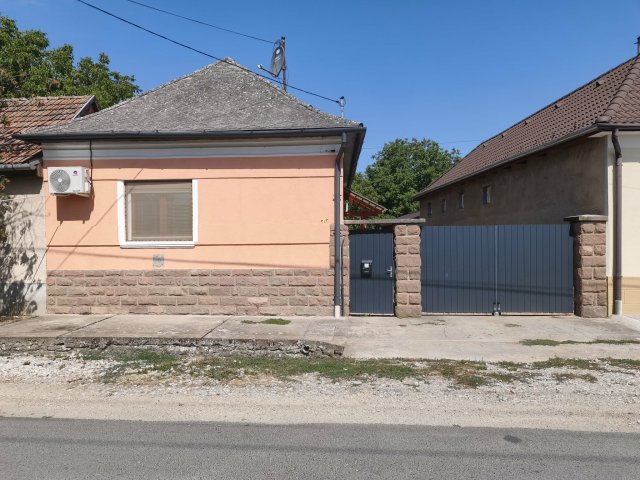 Eladó családi ház, Bogácson 24.9 M Ft, 3 szobás