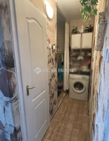 Eladó panellakás, Budapesten, X. kerületben 69 M Ft, 2 szobás