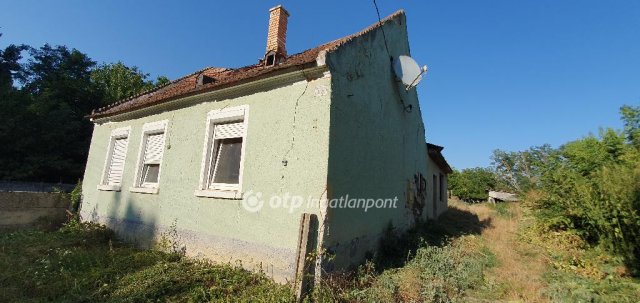 Eladó családi ház, Nagypiriton 1.9 M Ft, 4 szobás