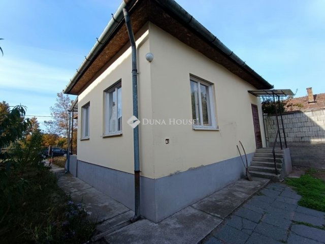 Eladó családi ház, Nagykátán 28.9 M Ft, 2 szobás
