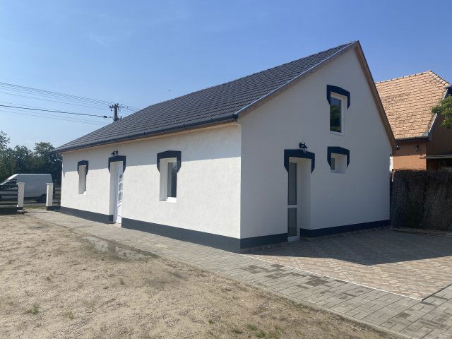 Eladó családi ház, Abonyban 34.9 M Ft, 3 szobás