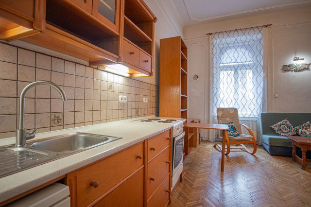 Kiadó téglalakás, albérlet, IX. kerületben, Hőgyes Endre utcában