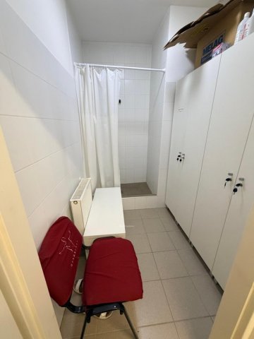 Eladó üzlethelyiség, Debrecenben 74.99 M Ft