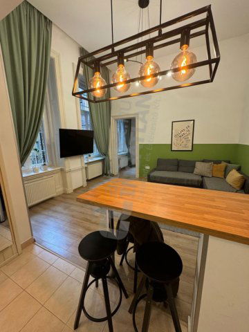 Kiadó téglalakás, albérlet, VI. kerületben, Teréz körúton