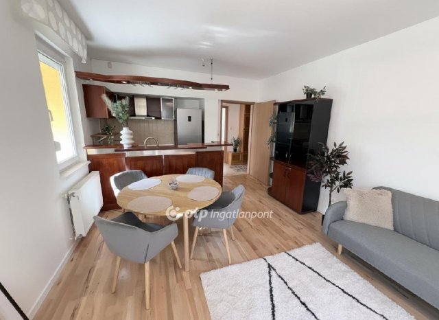 Eladó téglalakás, Budapesten, XIV. kerületben 99 M Ft