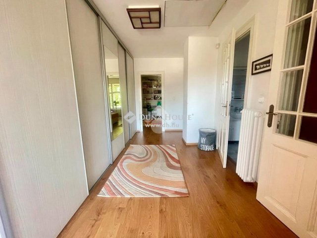 Eladó családi ház, Budapesten, X. kerületben 150 M Ft, 2 szobás