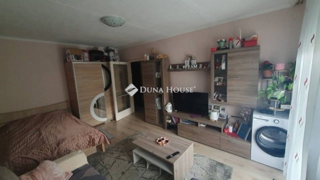 Eladó panellakás, Debrecenben 49 M Ft, 2 szobás