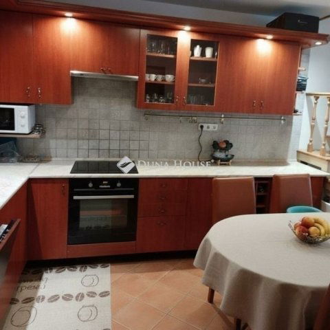 Eladó téglalakás, Budapesten, XVIII. kerületben 92.9 M Ft