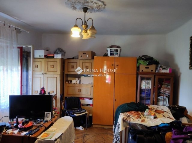 Eladó családi ház, Nagykátán 25 M Ft, 2 szobás