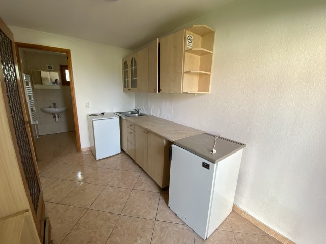 Kiadó hotel, Hegyeshalomban 120 E Ft / hó, 1 szobás