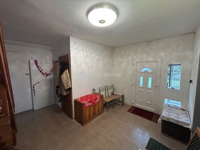 Eladó családi ház, Ócsán 88 M Ft, 6 szobás