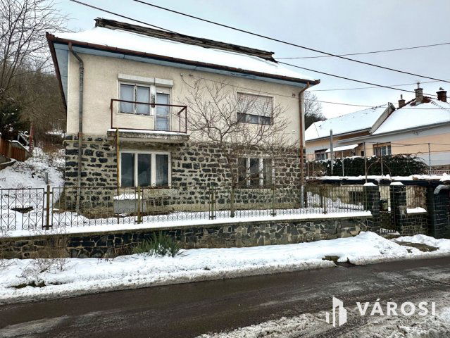 Eladó családi ház, Salgótarjánban 22.9 M Ft, 5 szobás