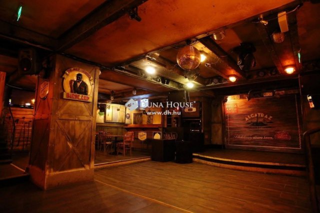 Eladó ipari ingatlan, Budapesten, VII. kerületben 267.72 M Ft