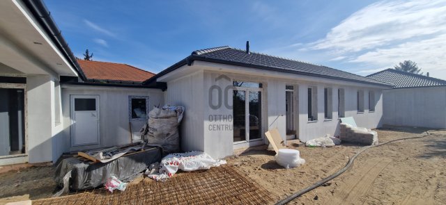 Eladó családi ház, Bocskaikerten 73.9 M Ft, 4 szobás