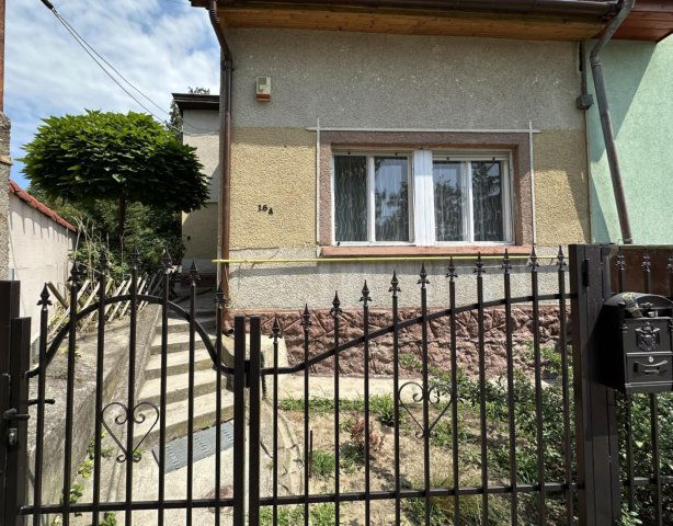 Eladó családi ház, Budapesten, XXI. kerületben 75 M Ft, 3 szobás