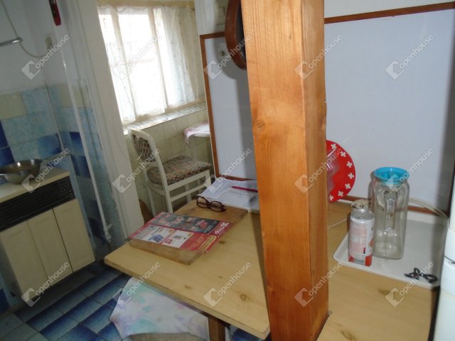 Eladó családi ház, Cserkeszőlőn 13.5 M Ft, 1 szobás
