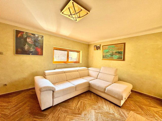 Eladó téglalakás, Pécsett, Kővirág utcában 79.9 M Ft