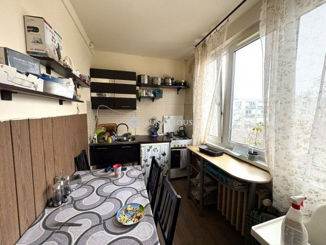 Eladó panellakás, Szegeden 53 M Ft, 3 szobás