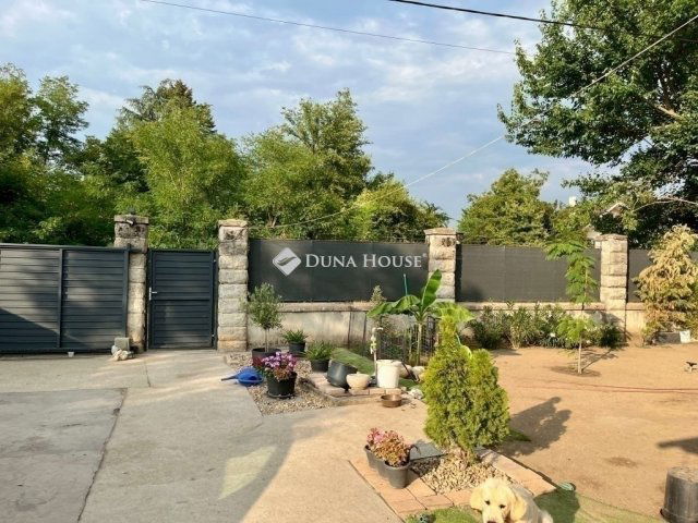 Eladó sorház, Budapesten, XVI. kerületben 139.9 M Ft, 2 szobás