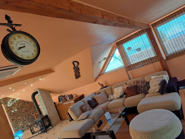 Kiadó téglalakás, albérlet, Zsámbékon 325 E Ft / hó, 3 szobás