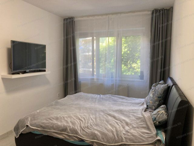 Eladó téglalakás, Tatabányán 46.999 M Ft, 2 szobás