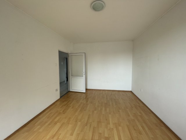 Eladó panellakás, Miskolcon 16.45 M Ft, 2 szobás
