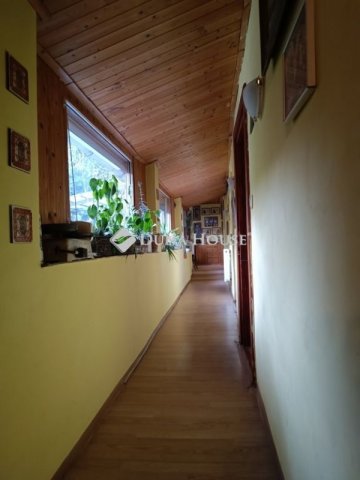 Eladó családi ház, Százhalombattán 75 M Ft, 5 szobás