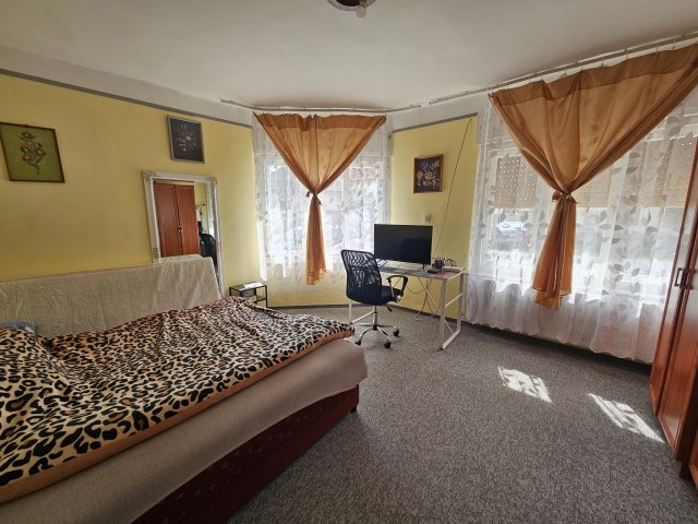 Eladó családi ház, Bébén 39 M Ft, 3 szobás