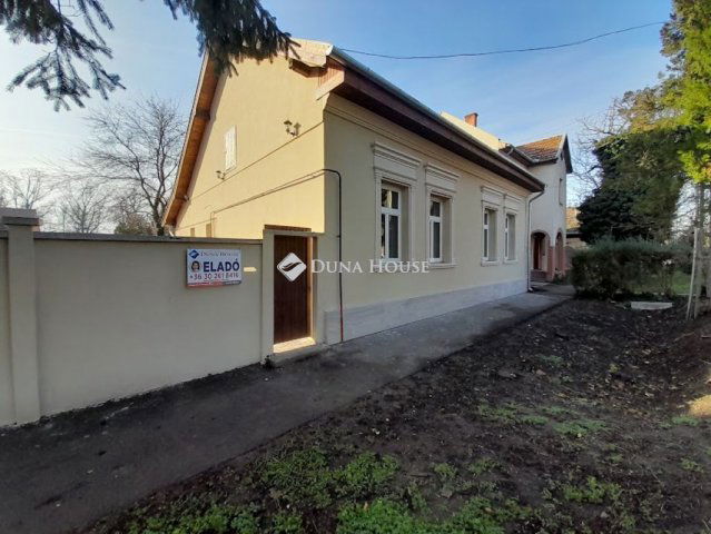 Eladó családi ház, Békéscsabán, Dr. Becsey Oszkár utcában