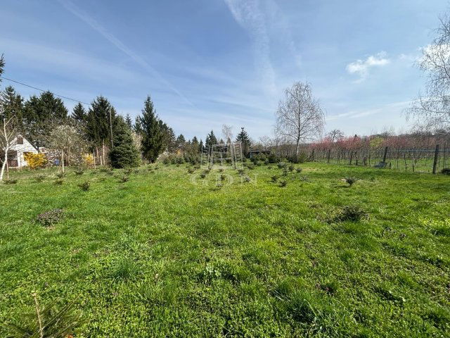 Eladó telek, Szombathelyen 4.5 M Ft / költözzbe.hu