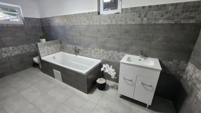 Eladó családi ház, Budapesten, XX. kerületben 74.99 M Ft