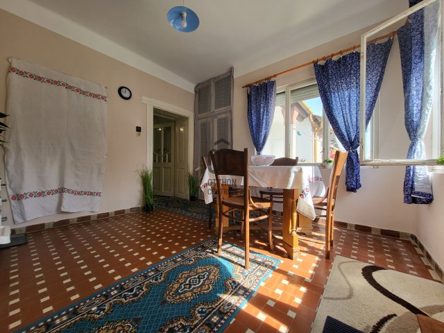 Eladó családi ház, Kisnánán 21.9 M Ft, 5 szobás