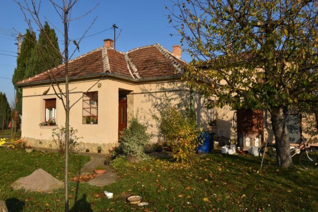 Eladó családi ház, Zalaegerszegen 40 M Ft, 2 szobás