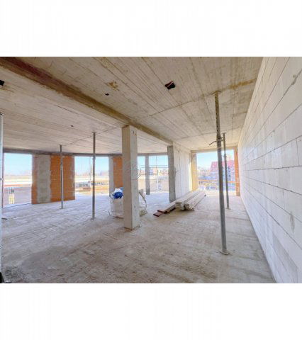 Eladó téglalakás, Szegeden 92.4 M Ft, 3 szobás